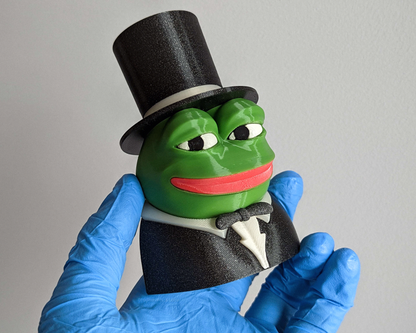 Tuxedo Pepe